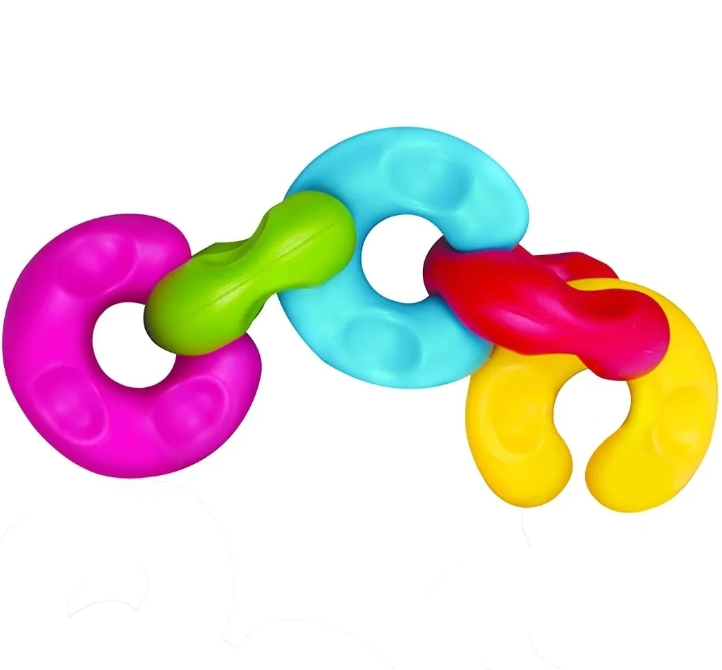 Funskool Giggles Classic Gift Set Teether, Rattles and Much More Age 3 months and Above